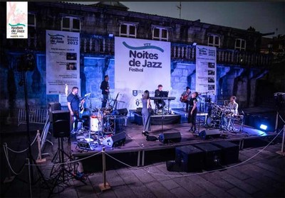 Setembro pechar a programacin de vern co concerto de Laro o 30 de setembro na Praza do Rel da Guarda