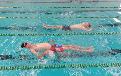 Avelaa recibe una ayuda para  mejorar la vida de los vecinos de Tui  a travs del deporte 