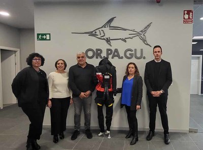 Orpagu supera el reto ergonmico de las tareas pesadas gracias a exoesqueletos de precio asequible y aptos para usar en espacios reducidos 