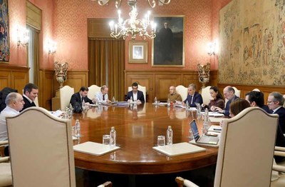 La Deputacin de Pontevedra destina fondos para equipos informticos en 50 concellos de la provincia
