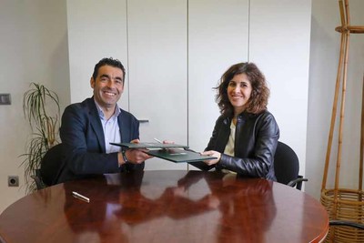 Luis Lpez remarca o investimento de case un milln de euros para a transformacin do antigo mercado de Oia nun centro sociocultural 