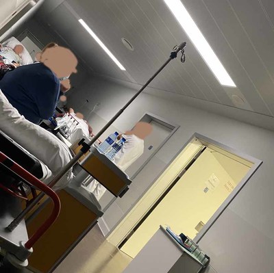 Ms de 30 horas de espera por una cama en planta en el Hospital lvaro Cunqueiro de Vigo