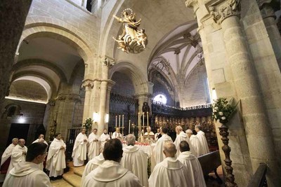 La Dicesis celebr la dedicacin de la Catedral Tudense, prxima a su octavo centenario