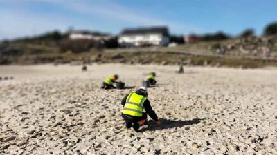 La Xunta moviliza en las playas gallegas un operativo medioambiental integrado por ms de 200 profesionales