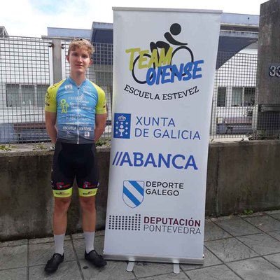 Adrin Vossen seguir creciendo en el Team Oiense - Escuela Estvez este 2024