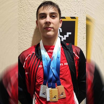 El tomis Marcos Garabatos convocado con la seleccin gallega de natacin