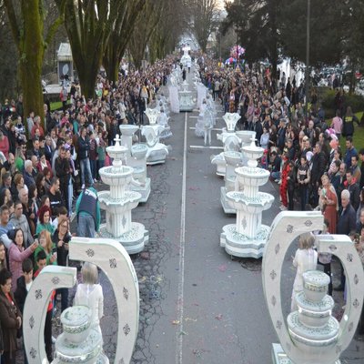 La Comparsa Estrelas da Noite de Tomio: Una Tradicin en el Carnaval Gallego