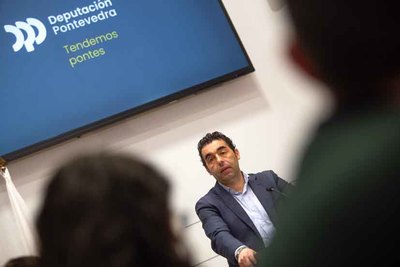 La Diputacin destina 110.000 euros para dotar de islas ecolgicas de reciclaje a 11 ayuntamientos de la provincia y revitalizar el comercio local y la hostelera