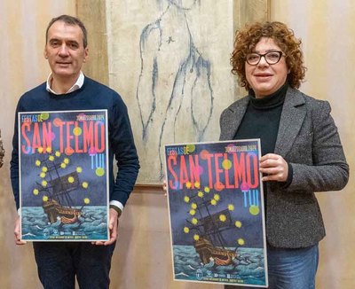 El fuego de San Telmo y la mano protectora del santo protagonizan el cartel de las fiestas diseado por Vctor Abundancia