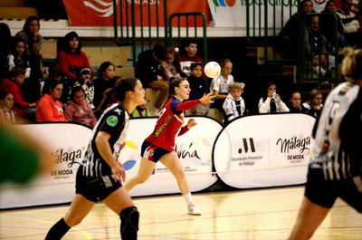 El Guards se atasca ante el Mlaga (35-29)