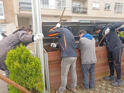 Alumnos del Mster en Compostaje realizan prcticas en Tui: Fomentando la gestin sostenible de residuos