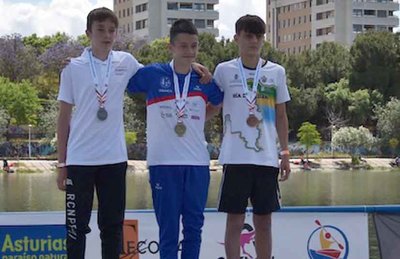 Joven promesa del kayak, Daniel Rodrguez Bouzada, se corona campen de Espaa en categora C1 infantil A 3000 metros