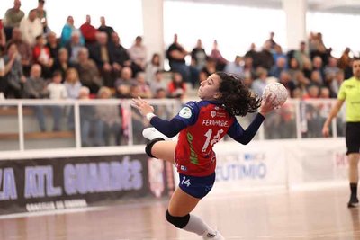 A Sangria seguir disfrutando del talento de Pauli Fernndez la prxima temporada