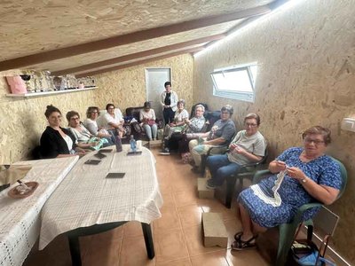 Cantina de Novs: Centro de Encuentro y Solidaridad en el Rosal