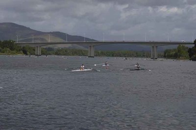 220 Atletas de Portugal y Espaa Compiten en la 17 Regata Internacional Ponte da Amizade
