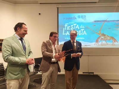 A Guarda Presenta en Madrid su Tradicional Festa da Langosta y Cocia Marieira