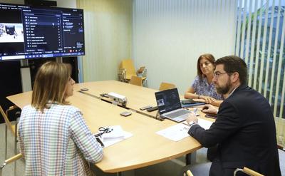 La Xunta presenta el Bono Remuda Activo para facilitar el traspaso de negocios en Galicia