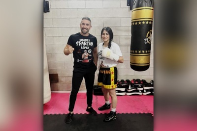 Paula Bouzada debutar en el boxeo olmpico en el evento A Lenda Contina en Goian
