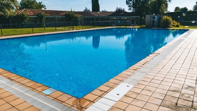 La Piscina Municipal de Tui Abre sus Puertas el 15 de junio
