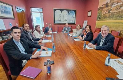 Tui comienza a planificar la conmemoracin de los 800 aos de su Catedral