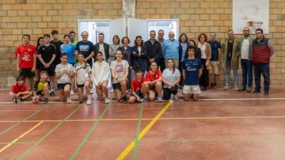 Tui apuesta por instalaciones deportivas de calidad con nuevos vestiarios en CEIP de Guillarei
