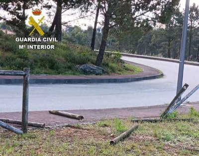 Guardia Civil Investiga a Joven de O Rosal por Daos y Simulacin de Delito