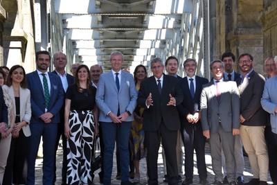 Galicia y el Norte de Portugal Defienden la Prioridad del Tren de Alta Velocidad en Valena