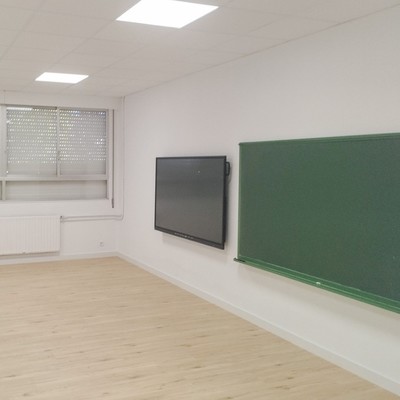 El Concello de Tui Renueva Espacios en el CEIP de Caldelas para Mejorar la Capacidad del Centro Educativo