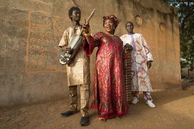 El Festival Msica no Claustro de Tui Presenta al Trio Da Kali con su Nuevo Disco