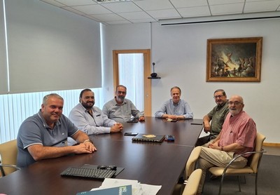 El Centro Galego O Noso Lar de Santo Domingo se rene con autoridades de A Guarda