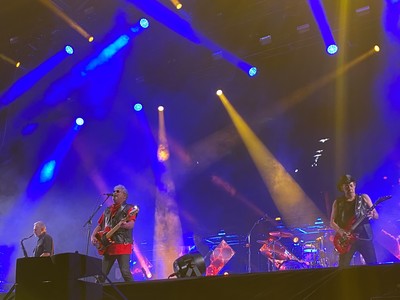 The Cult Lidera la Segunda Jornada del Festival Vilar de Mouros en un Espectculo Cargado de Energa