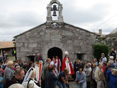 A Guarda celebra la tradicional Romera de Santa Trega con misa, ofrenda y sorteo de tarta monumental