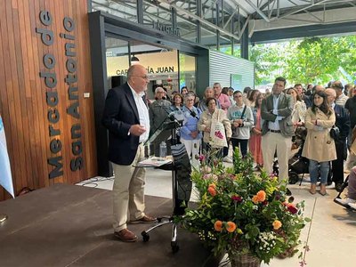 El subdelegado Abel Losada ensalza la gestin de fondos europeos del alcalde de Tui en la inauguracin del nuevo mercado