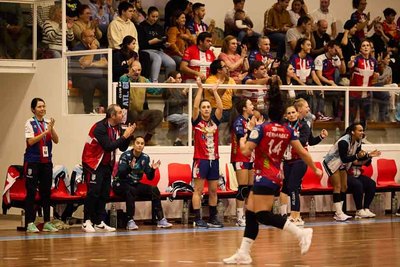 Guards vs. Elche: duelo de la Liga Guerreras Iberdrola con la campaa NON contra la violencia de gnero