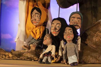 Teatro infantil en A Guarda: -A Teteira de Kabul- invita a los nios a reflexionar sobre la paz