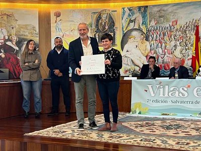 O Rosal recibe reconocimiento por su compromiso ecolgico en -Vilas en Flor-