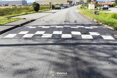 Valena Refuerza la Seguridad Vial con nuevos dispositivos reductores de Velocidad