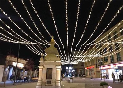 A Guarda da la bienvenida a la Navidad este jueves con un encendido de luces especial y un concierto de gaitas