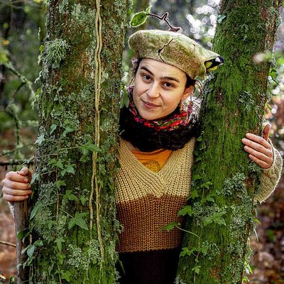 La tradicin gallega se vive en O Rosal con la visita de la Apalpadora Iseo A Moura