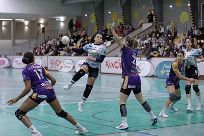 El Guards arrasa en Gijn y ampla su ventaja como lder (18-27)