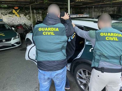 La Guardia Civil detiene a un vecino de Mos por dos robos con intimidacin en Tui