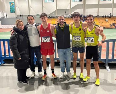 lex Sierpes Pereira rompe rcord gallego sub-18 en los 3000m con una marca histrica