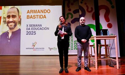 La Semana de la Educacin en Tomio arranca con la conferencia de Armando Bastida sobre crianza y salud