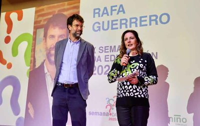 Rafa Guerrero aborda la inteligencia emocional en la Semana de la Educacin de Tomio
