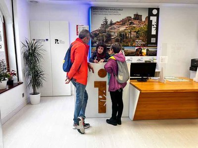 La Oficina de Turismo de Tui registra un aumento del 63% en visitantes en enero