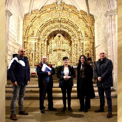 O Rosal y la Universidad de Santiago unen fuerzas para estudiar el retablo barroco de Santa Maria