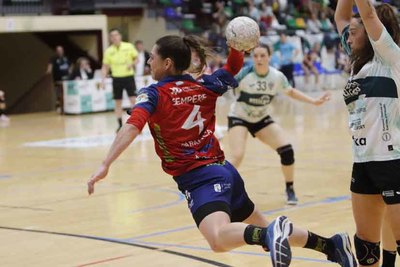 Triunfo pico del Guards en Elche para seguir liderando la Liga Guerreras Iberdrola