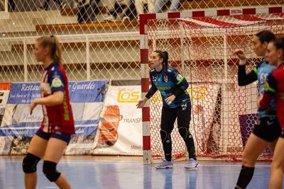 Estela Carrera renueva con el Guards y jugar su sptima temporada en A Sangria