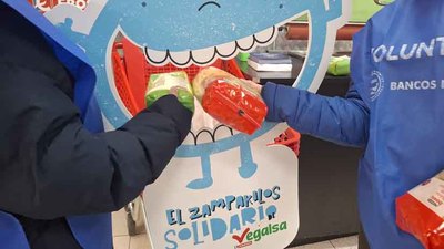 Ms de 2.300 kilos de alimentos recogidos en A Guarda gracias a la campaa solidaria de Vegalsa-Eroski