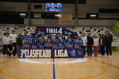 El Mecalia Atltico Guards Infantil Femenino conquista el tercer puesto en la Final 4 Gallega